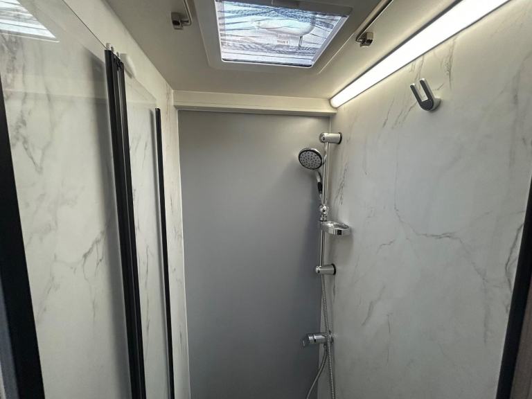 Swift Voyager 594 FORD TRANSIT 350 CAMPER L5H1 SK ECOBLUE DIESEL MANUAL 2025/25