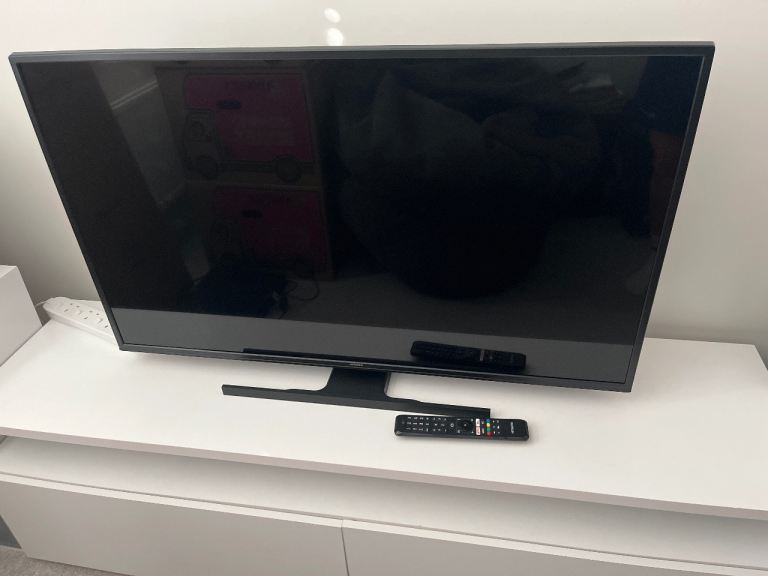 Hitachi tv 42inch 