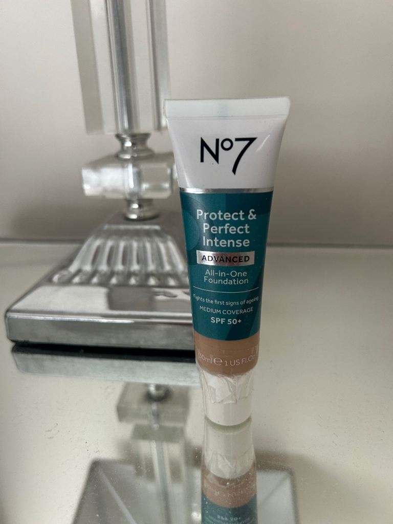 Boots No7 foundation