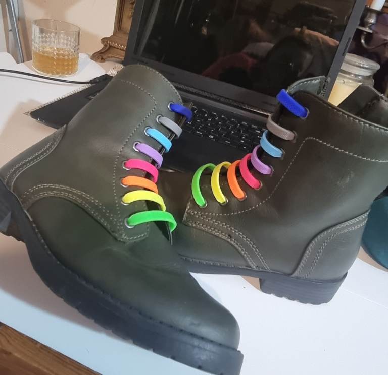 Beautiful boots size UK 3.5