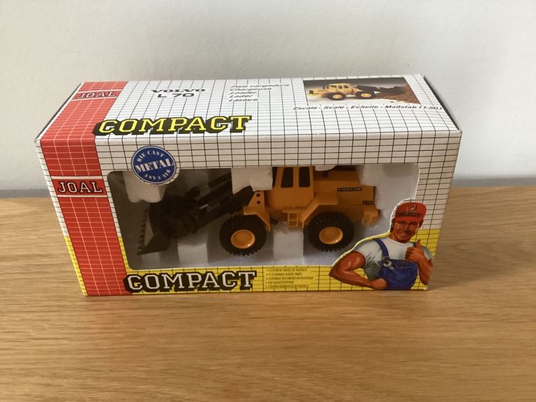JOAL Compact Volvo L70 1:50 scale