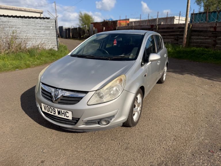 Automatic Vauxhall Corsa 2009