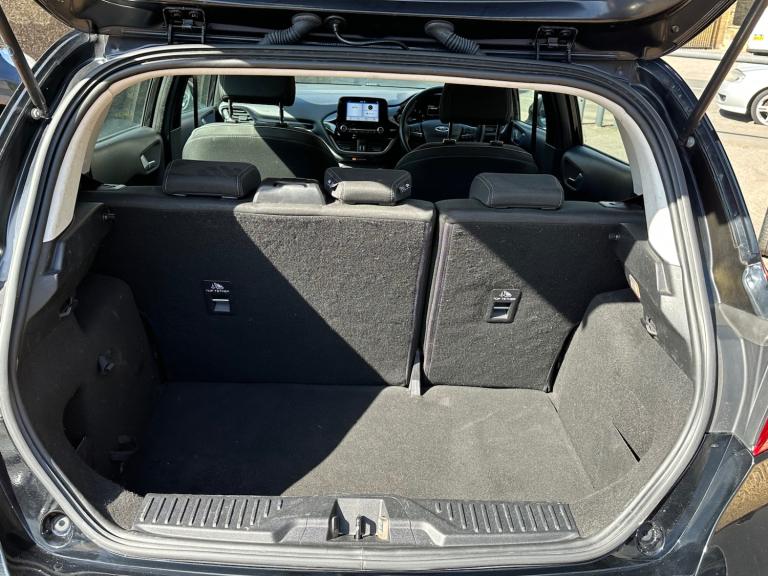 2017 Ford Fiesta 1.1 Zetec 5dr HATCHBACK Petrol Manual