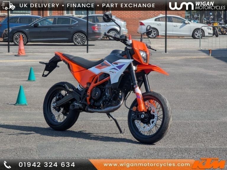 KTM 390 SMC R
