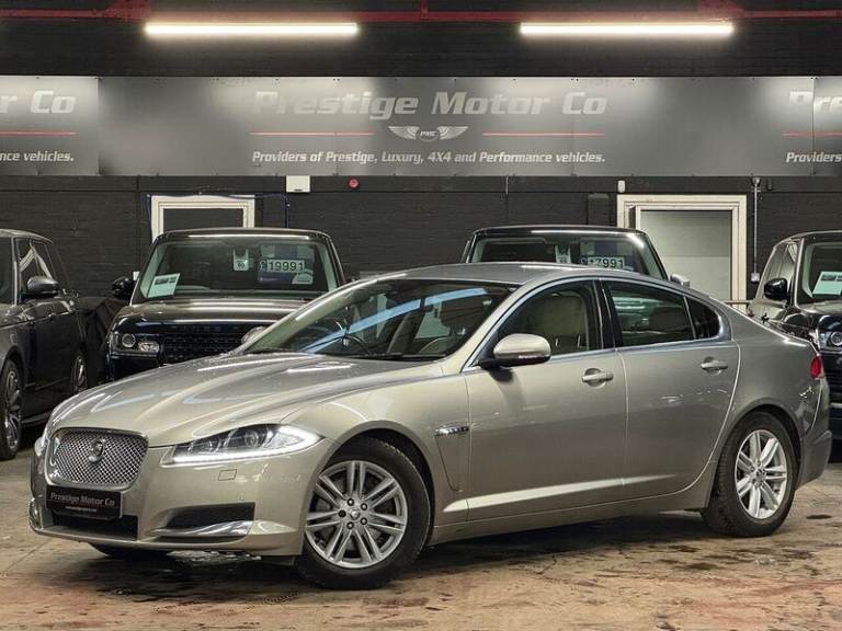 2013 Jaguar XF 3.0d V6 Luxury 4dr Auto [Start Stop] SALOON DIESEL Automatic