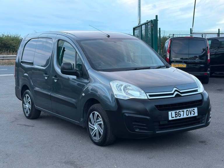 CITROEN RELAY L2 5 SEATER CREW VAN WITH AIRCON. 4,995 NO VAT