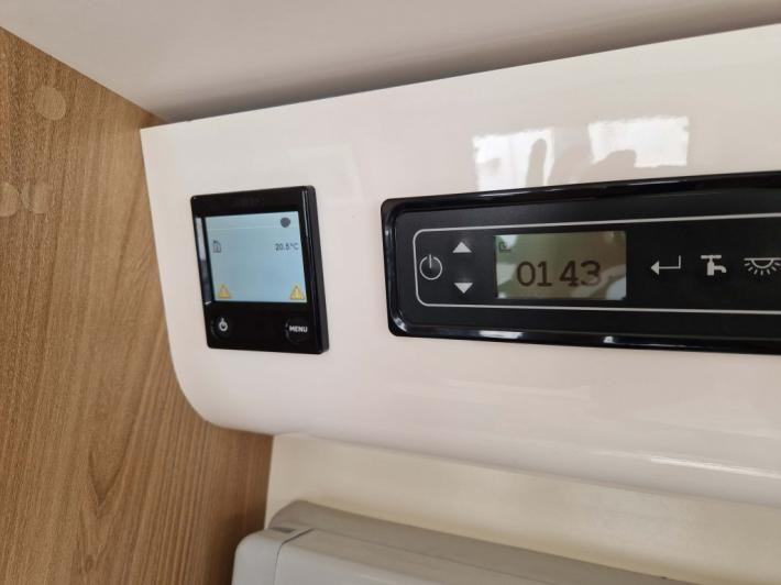 2017 Bailey Autograph 75- 2 Used Motorhome