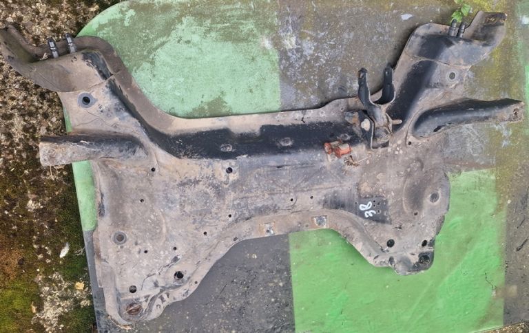 Peugeot 3008 Subframe 2012