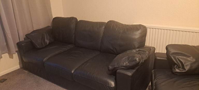 3 seater and 2 seater couches