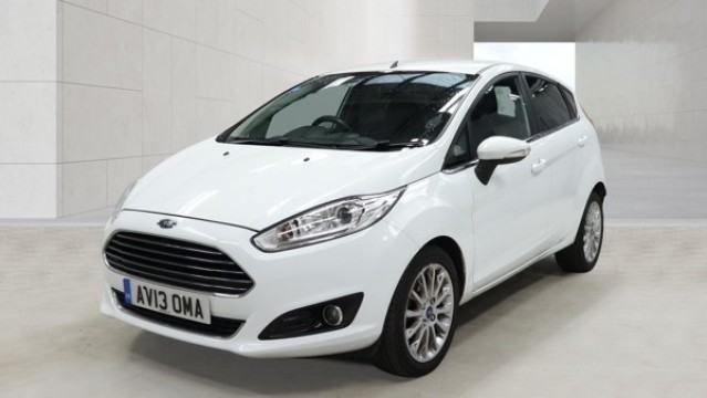 FORD FIESTA 1.0 T EcoBoost Titanium X White 5dr LOWTAX+12 STAMPS 2013