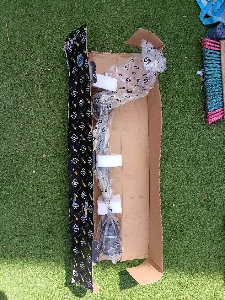 VW golf Mk5 driveshaft 