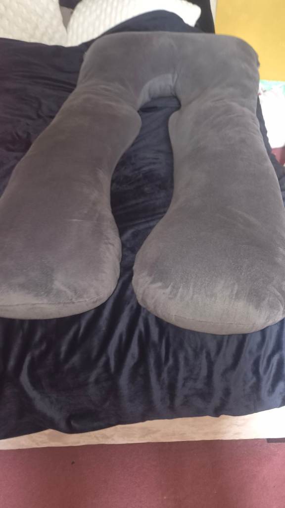 Body pillow 