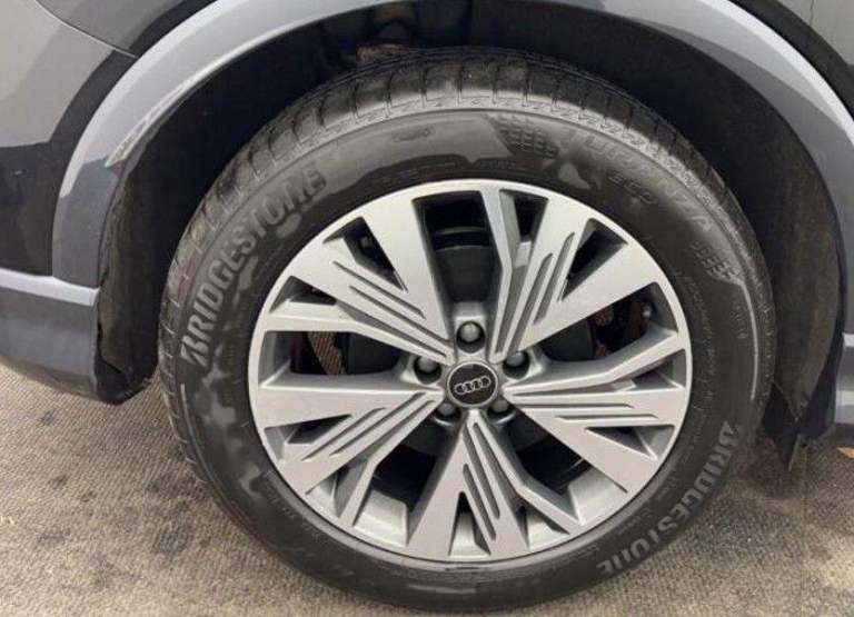 2024 Audi Q4 e-tron Q4  Sport 45 e-tron  210,00 kW SUV ELECTRIC Automatic