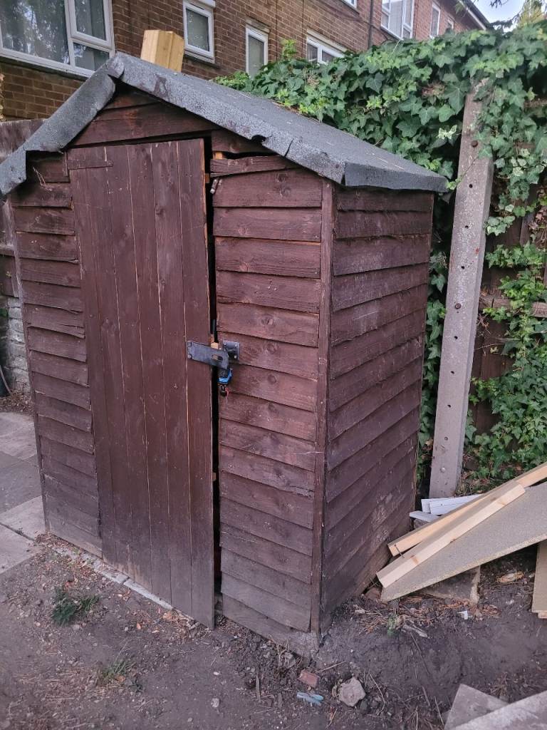 Shed for free less than a year old