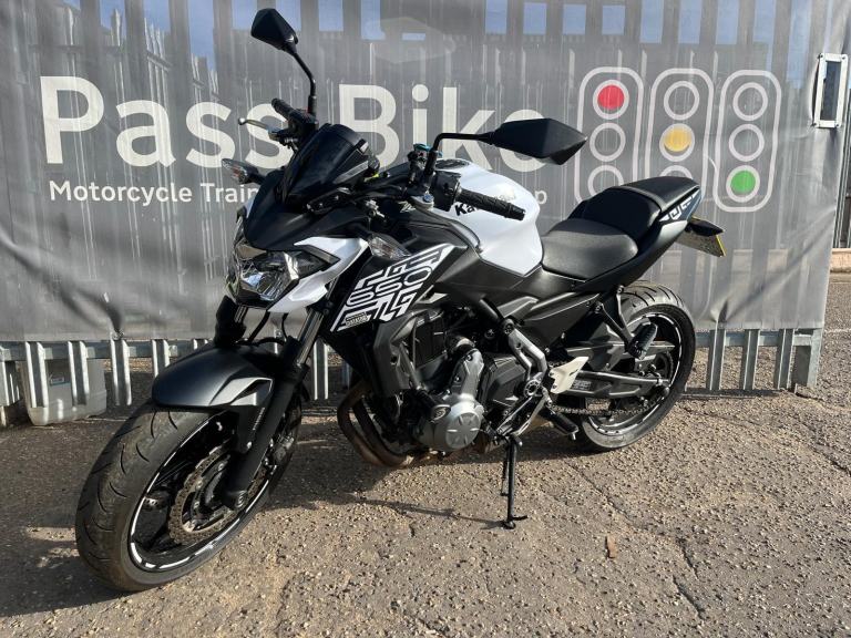 Kawasaki Z650 ER6 650cc Commuter Motorcycle - Low Miles!