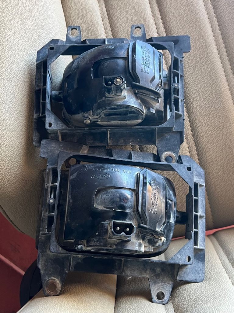BMW E 30 fog lights Og’s