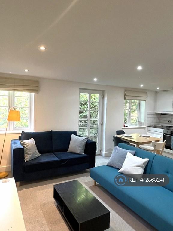 2 bedroom flat in Enfield House, Nottingham, NG1 (2 bed) (#2863241)