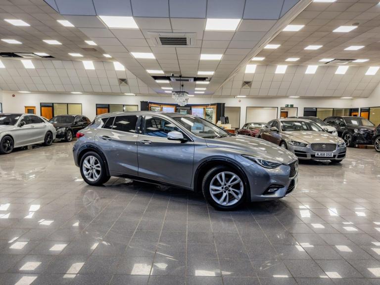 2017 Infiniti Q30 1.5d SE (Business) Hatchback 5dr Diesel DCT Euro 6 (s/s) (109 ps) HATCHBACK Die...