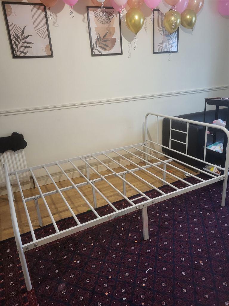 Amazon double bed metal frame white in good condition original price £60