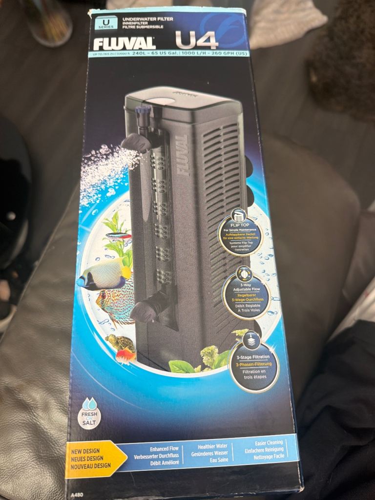 Fluval U4 underwater filter 