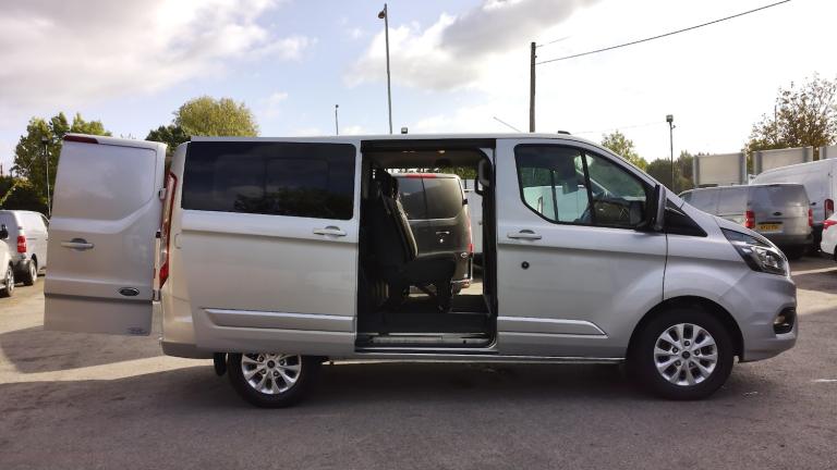 2019 Ford Transit Custom 320 LIMITED L1 SWB 6 SEATER DOUBLE CAB COMBI CREW VAN WITH AIR CONDITION...