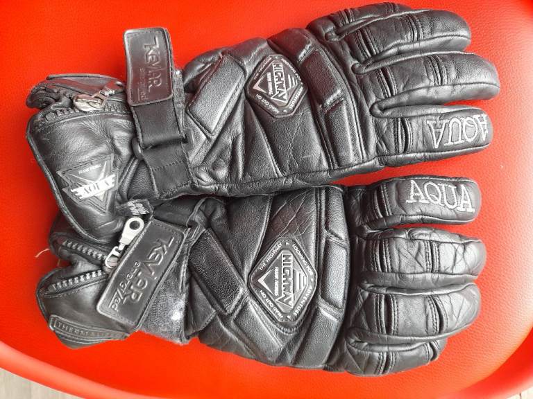 Pair of Frank Thomas leather motorbike gloves Size Medium
