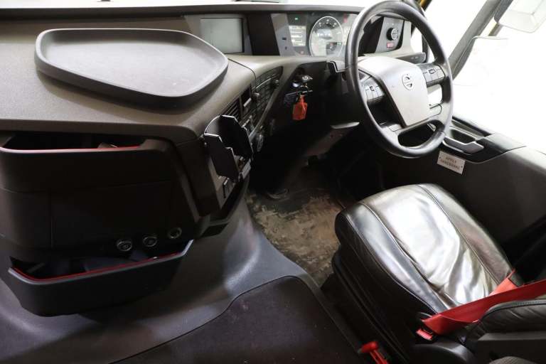 2019 (19 PLATE) Volvo  FH460 6x2 Euro 6 Tractor Units