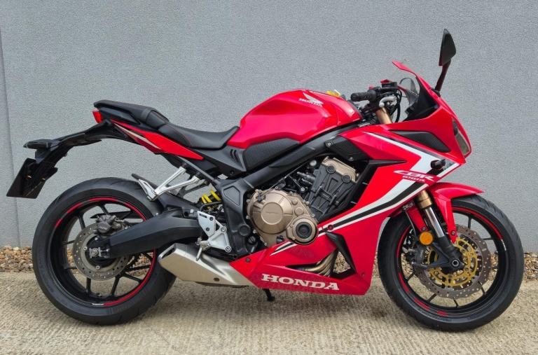 Honda CBR650R 2019 sports bike 27063 miles 12 month MOT