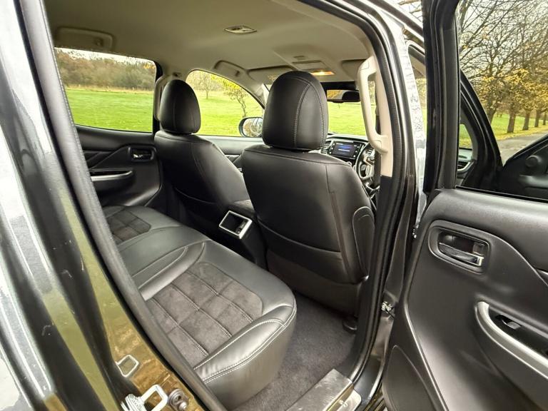 2020 Mitsubishi L200 Double Cab DI-D 150 Barbarian X 4WD Auto PICK UP Diesel Automatic