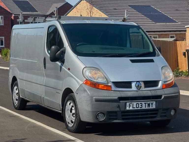 Renault, LL29 DCI 100, Panel Van, 2003, 1870 (cc)