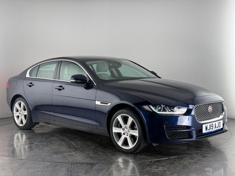 2019 Jaguar XE 2.0i GPF Portfolio Auto AWD Euro 6 (s/s) 4dr SALOON Petrol Automatic