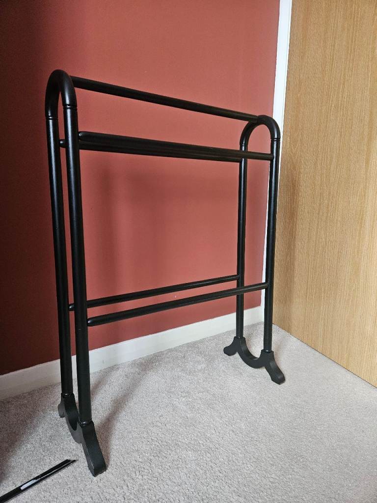 Vintage Wooden Towel Holder Rail