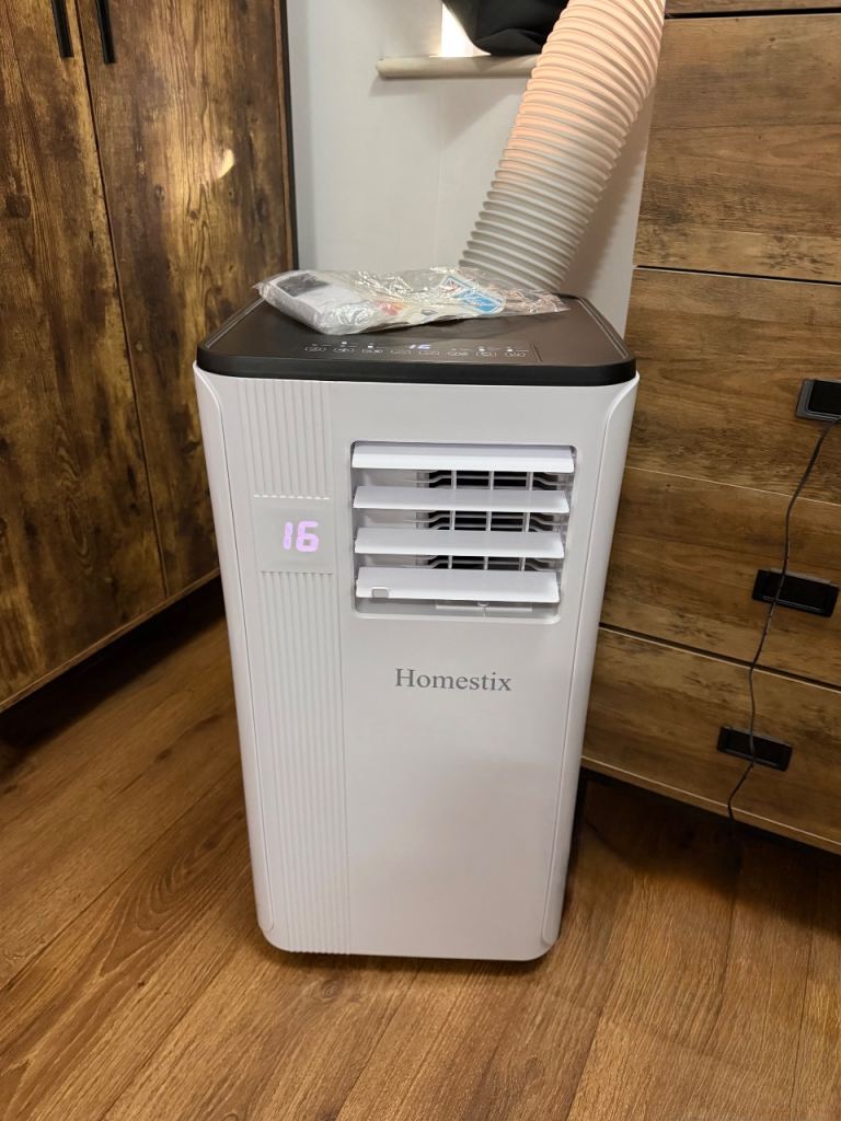 Brand New. Air Conditioning Unit. 9,000 BTU.