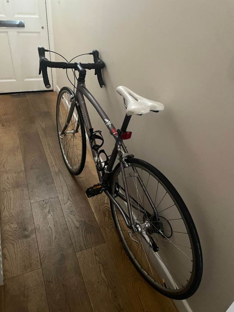 Specialized Dolce Sport EQ Women’s Road Bike - Good condition, works perfectly