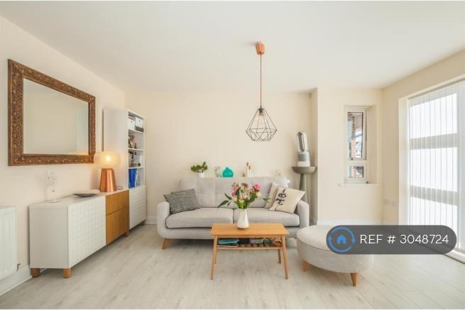 2 bedroom flat in Keepers Court, Maidenhead, SL6 (2 bed) (#3048724)