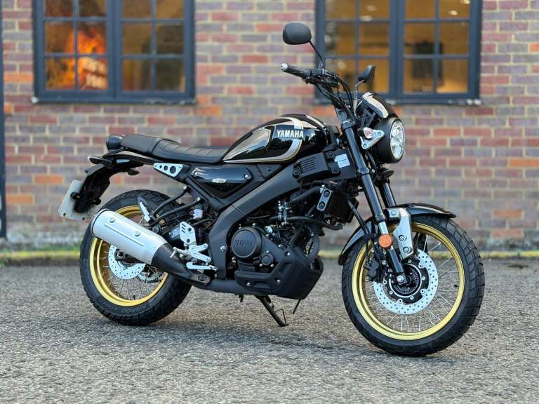 2025 YAMAHA XSR125