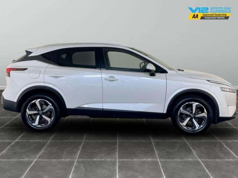 2022 Nissan Qashqai 1.3 DIG-T MHEV N-Connecta Euro 6 (s/s) 5dr Manual SUV Hybrid Manual