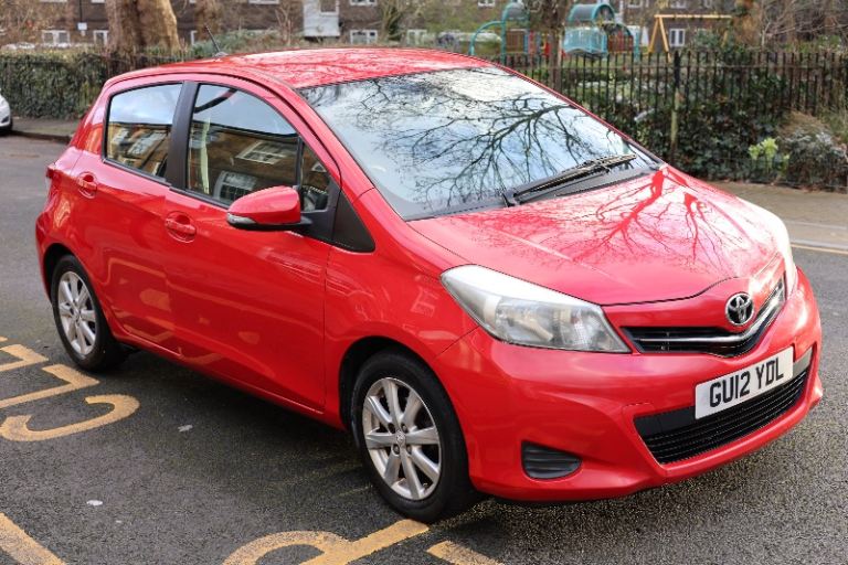 Toyota, YARIS, Hatchback, 2012, Manual, 1329 (cc), 5 doors