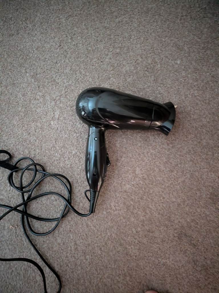 Hair dryer