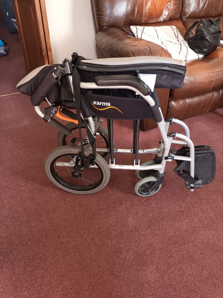 Wheel chair 