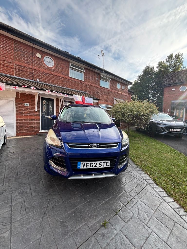 Ford, KUGA, Hatchback, 2014, Manual, 1997 (cc), 5 doors
