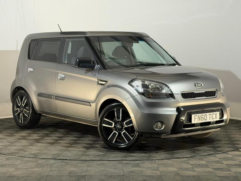 2010 KIA SOUL TEMPEST CRDI 1.6 DIESEL 5 DOOR HATCHBACK 130 BHP SERVICE HISTORY