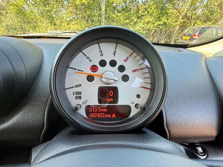 2013 MINI Countryman 2.0 Cooper SD Euro 5 (s/s) 5dr HATCHBACK Diesel Manual