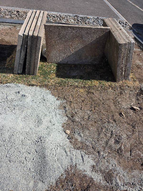 Driveway/Garden slabs. FREE