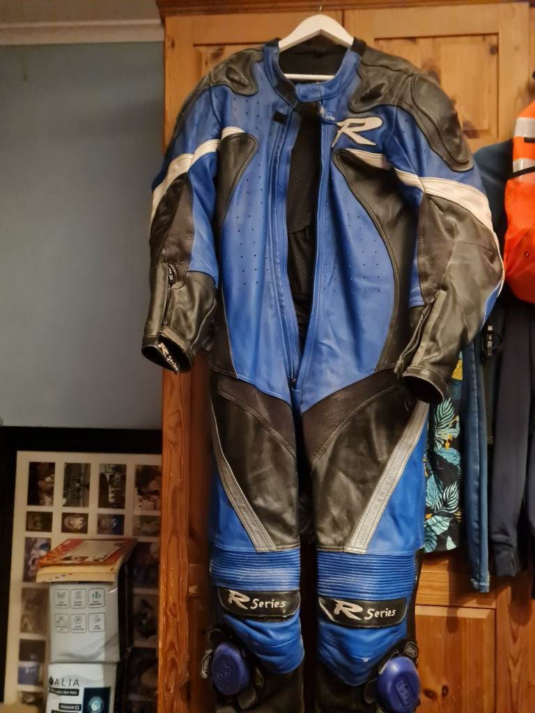 Motorcycle 1 piece leathers