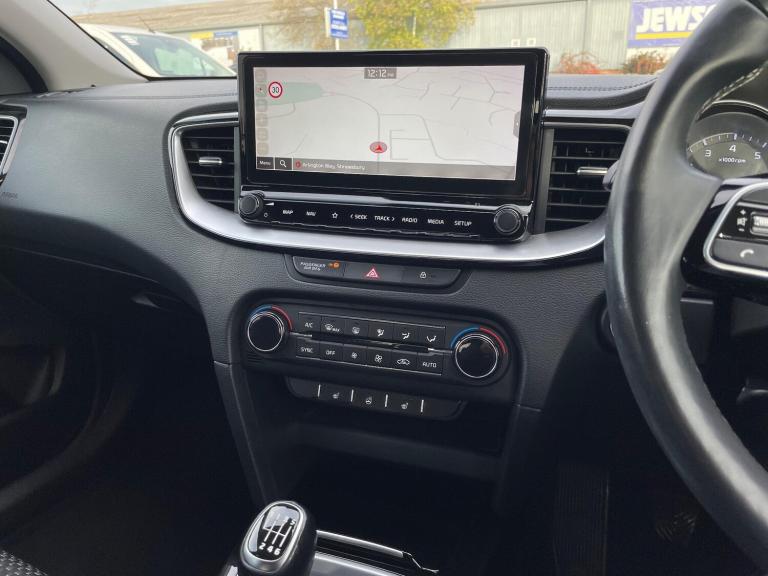 2020 Kia XCeed 1.0 T-GDi 3 Euro 6 (s/s) 5dr HATCHBACK Petrol Manual