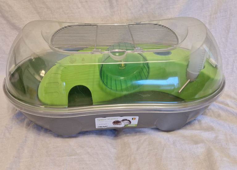 includes the key information: Savic Spelos XL Entry Hamster/Mouse Cage 
