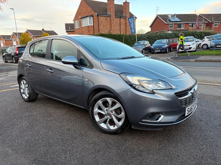 2017 Vauxhall Corsa 1.4i ecoTEC SRi Hatchback 5dr Petrol Manual Euro 6 (75 ps) Hatchback Petrol M...