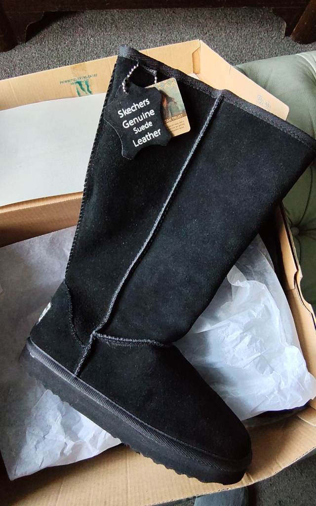 image for New skechers boots