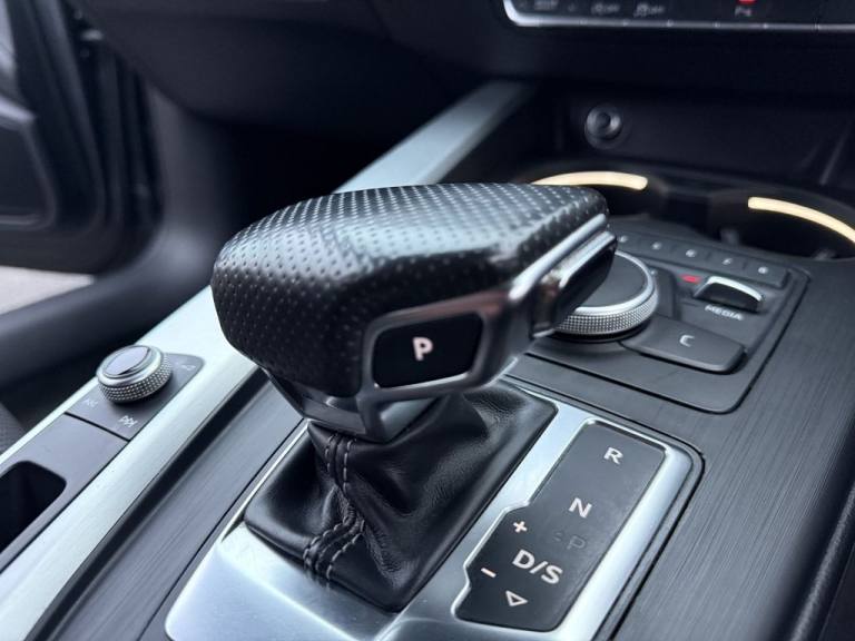 2016 Audi A4 2.0 TFSI S line Saloon 4dr Petrol S Tronic Euro 6 (s/s) (190 ps) Saloon Petrol Autom...